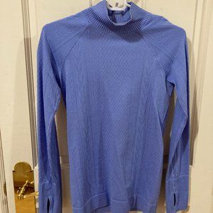 Lululemon turtleneck